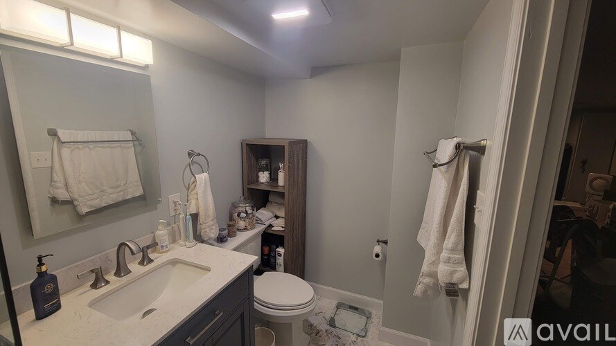 Building Photo - 1629 Newton St NW