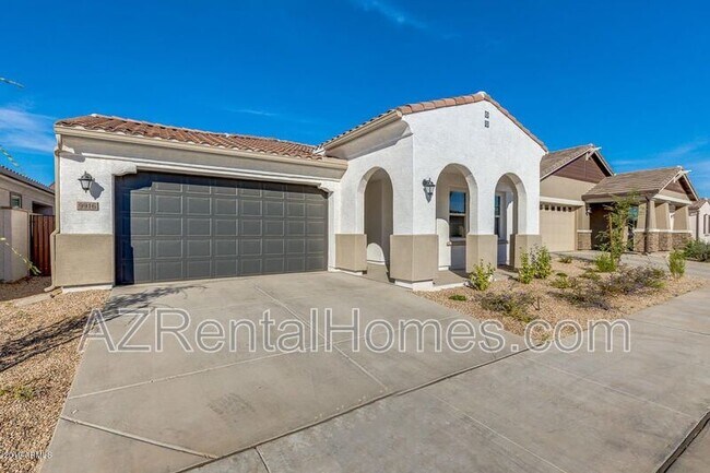 Primary Photo - 9916 E Thornbush Ave