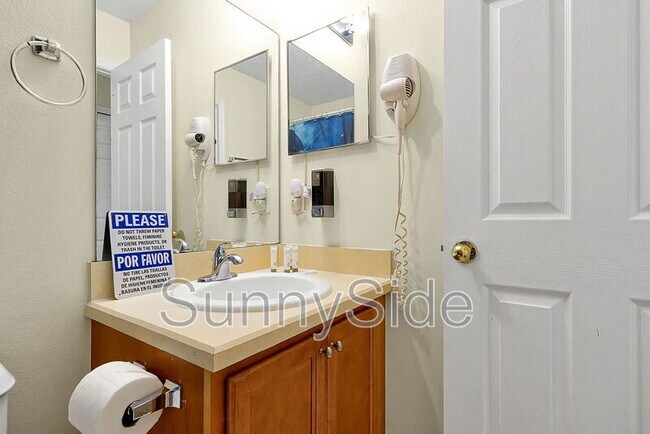 Building Photo - 2663 Andros Ln