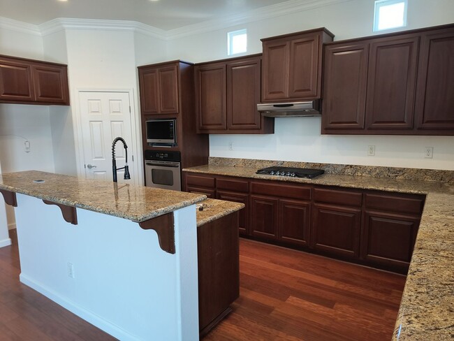 Building Photo - 4 Bedroom Coming Soon In Elk Grove!