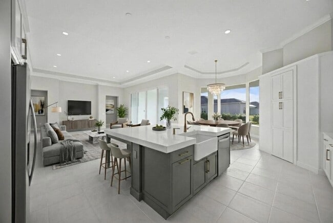 Building Photo - 5741 Beechnut Dr