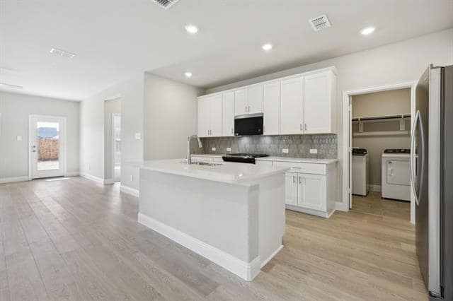 Building Photo - 1210 Booker Dr