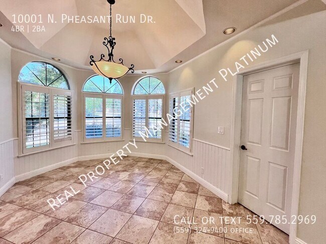 Building Photo - 10001 N Pheasant Run Dr