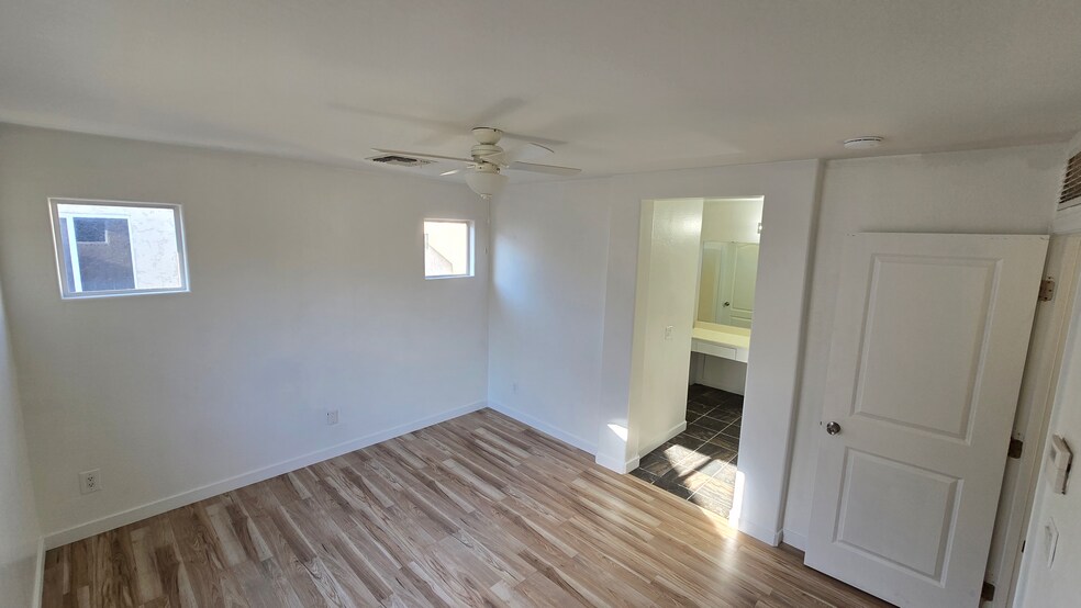 Building Photo - 6622 W Polk St