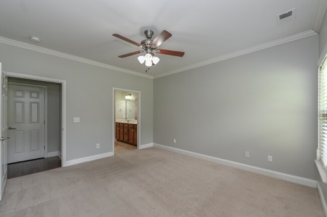 Building Photo - 100 Placid Grove Ln