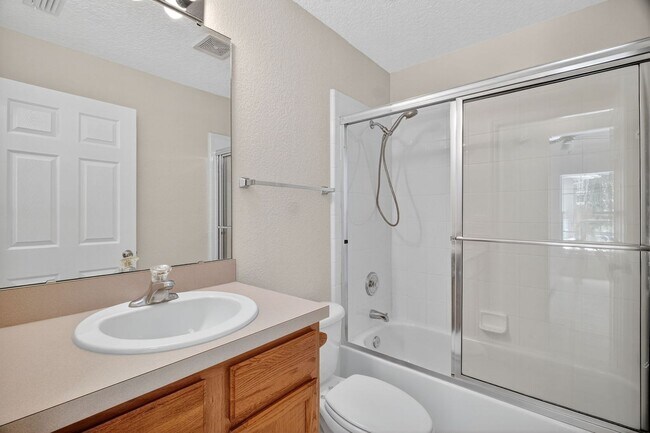 Building Photo - CHARMING SORRENTO RENTAL