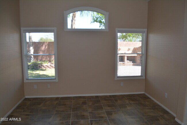 Building Photo - 17303 N 27th Pl