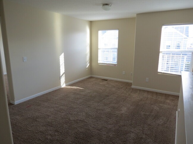 Building Photo - 5682 Alliance Way