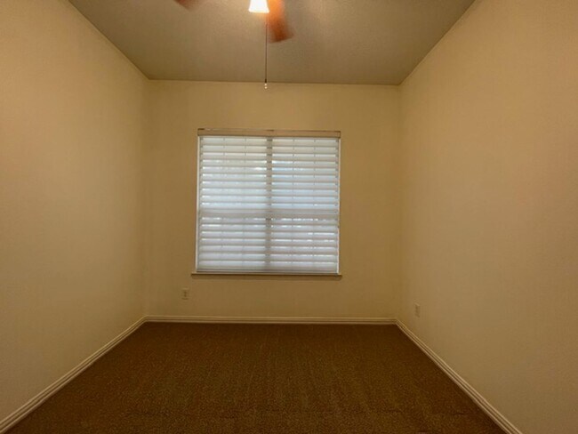Building Photo - 8525 Hudson St