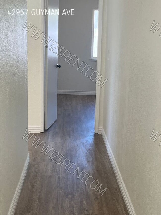 Building Photo - 42957 Guyman Ave