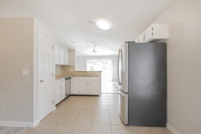 Building Photo - 5418 Cumberland Forest Ln