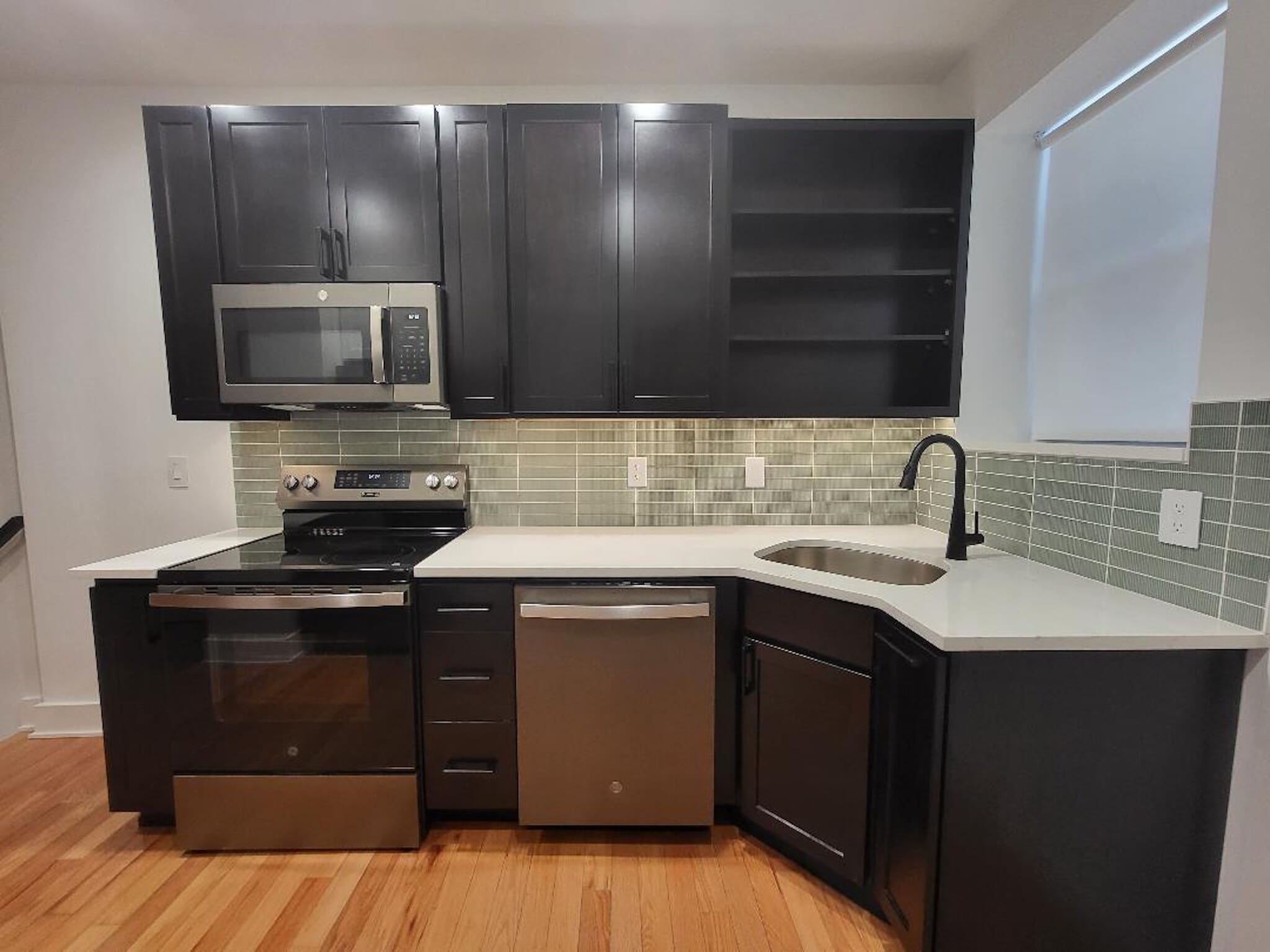 Building Photo - 1237 S 27th St