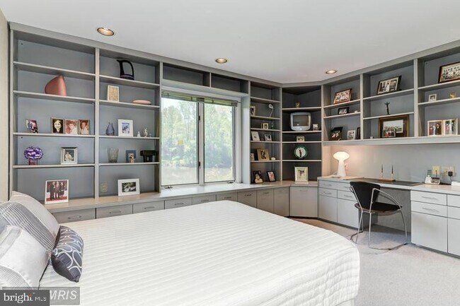 Building Photo - 8002 Grand Teton Dr