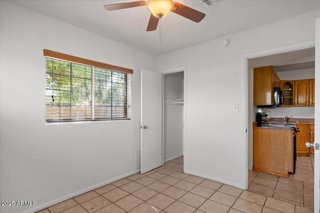 Building Photo - 6713 N 63rd Ave