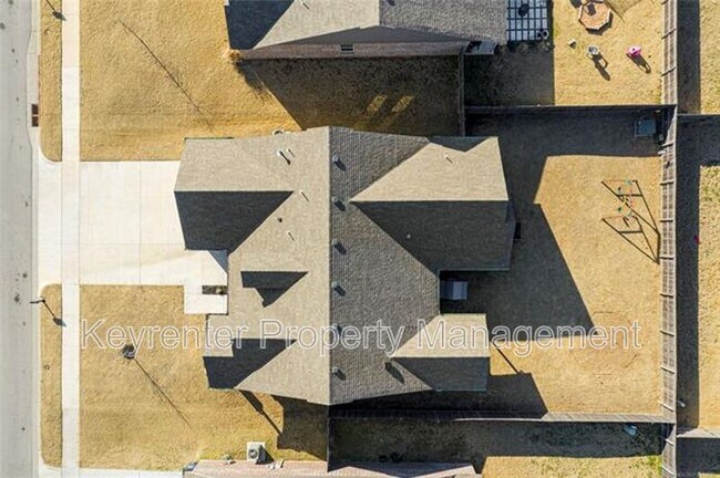 Building Photo - 3543 E 143rd Ct S