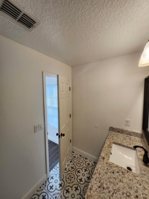Building Photo - 13963 Econ Woods Ln