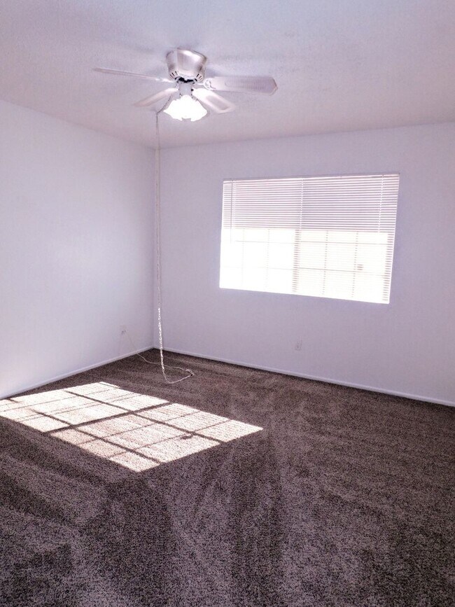 Building Photo - 2 Bedroom with a view