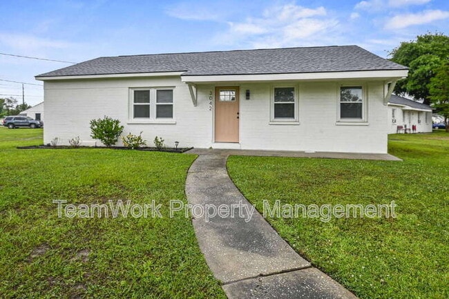Primary Photo - 3042 Terry Dr