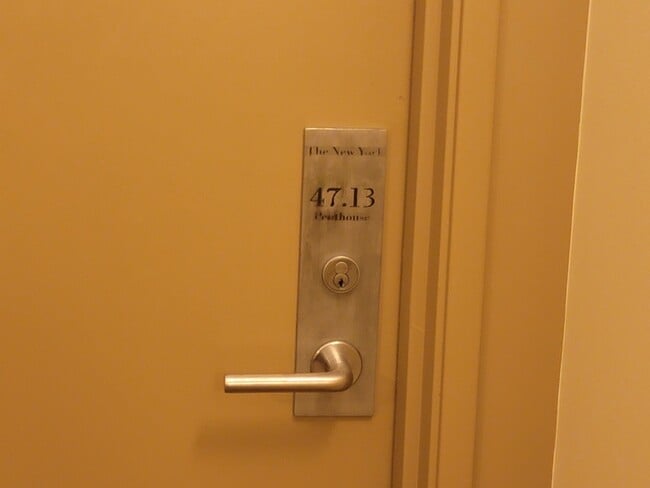 Building Photo - 3660 N Lake Shore Dr