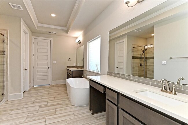 Building Photo - 208 Rocky View Ln