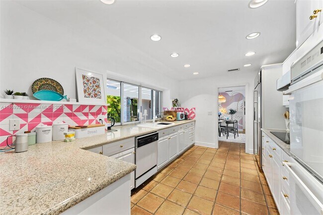 Building Photo - 11420 SW 80th Rd