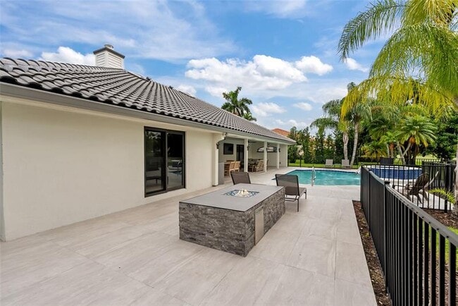 Building Photo - 8611 Gullane Ct