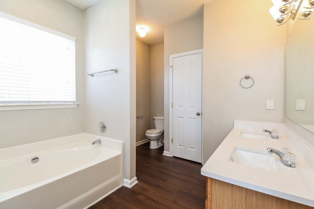 Building Photo - 5811 Briggs Dr