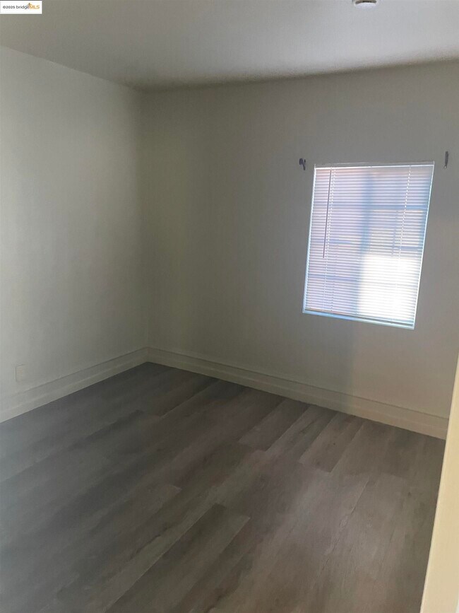 Building Photo - 3525 Bissell Ave