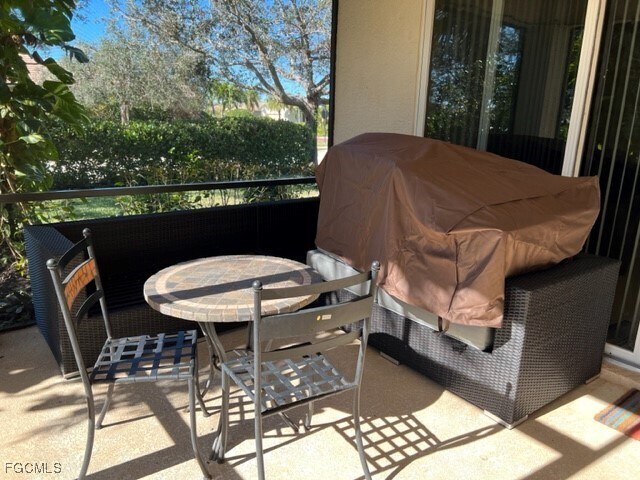 Building Photo - 10602 Camarelle Cir