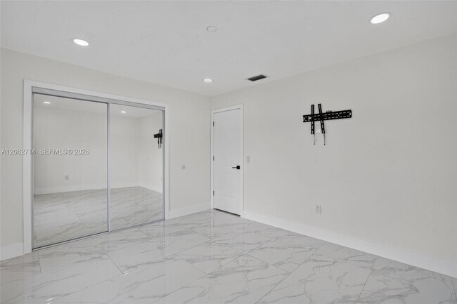 Building Photo - 9531 NW 20th Pl