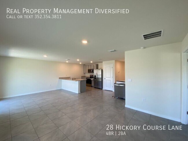 Building Photo - 28 Hickory Course Ln