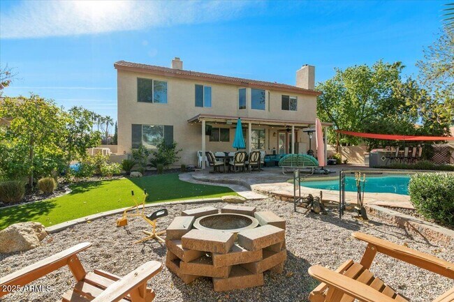 Building Photo - 6776 W Tonto Dr