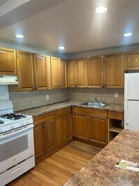 Building Photo - 2175 NE 170th St