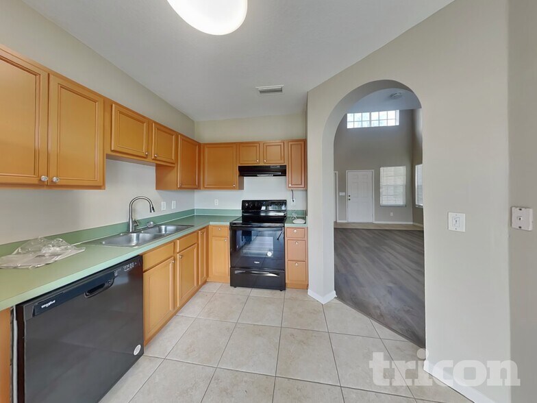 Building Photo - 435 Maple Pointe Dr