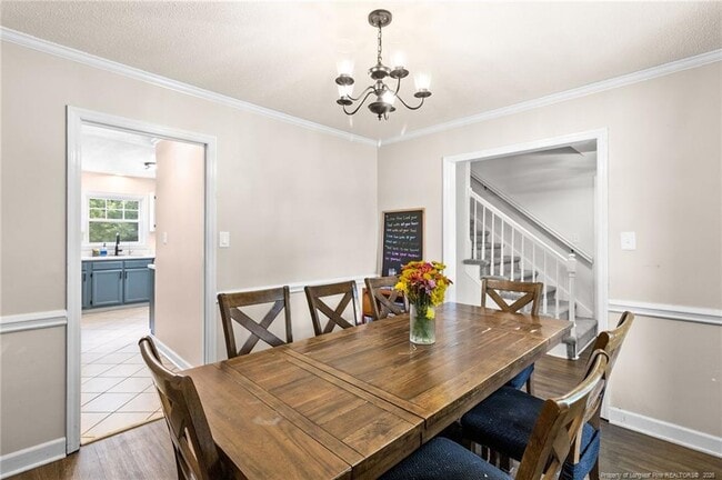 Building Photo - 2047 Birchcreft Dr