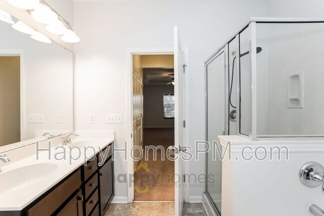 Building Photo - 236 Swallowtail Ln