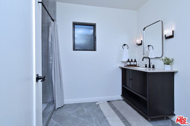 Building Photo - 6167 Costello Ave