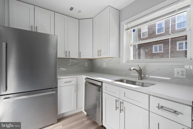 Building Photo - 13838 Beaujolais Ct