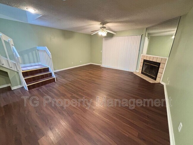 Building Photo - 8531 Sturbridge Cir E