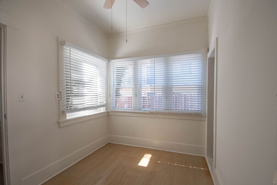 Building Photo - 314 W Mission St