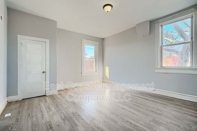 Building Photo - 2878 Harford Rd