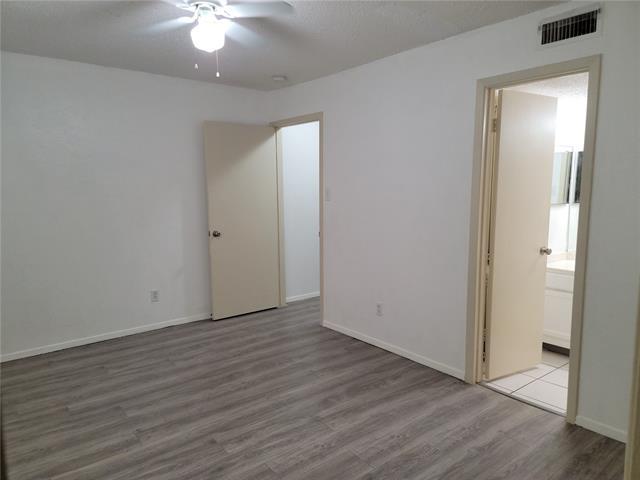 Building Photo - 7155 Fair Oaks Ave