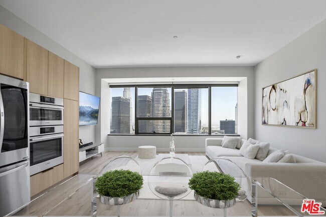 Primary Photo - 1100 Wilshire Blvd