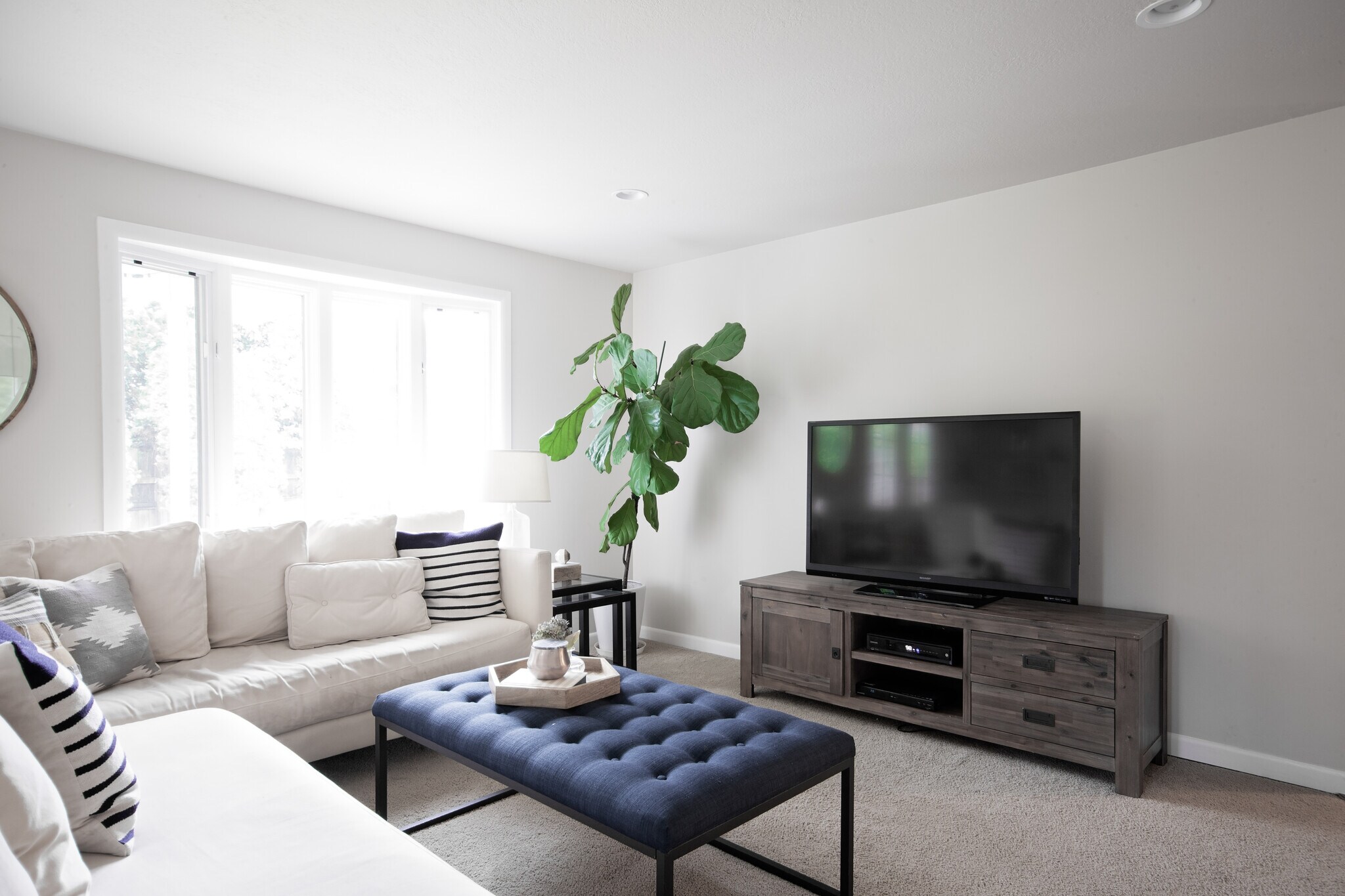 Building Photo - 12650 SW Park Way