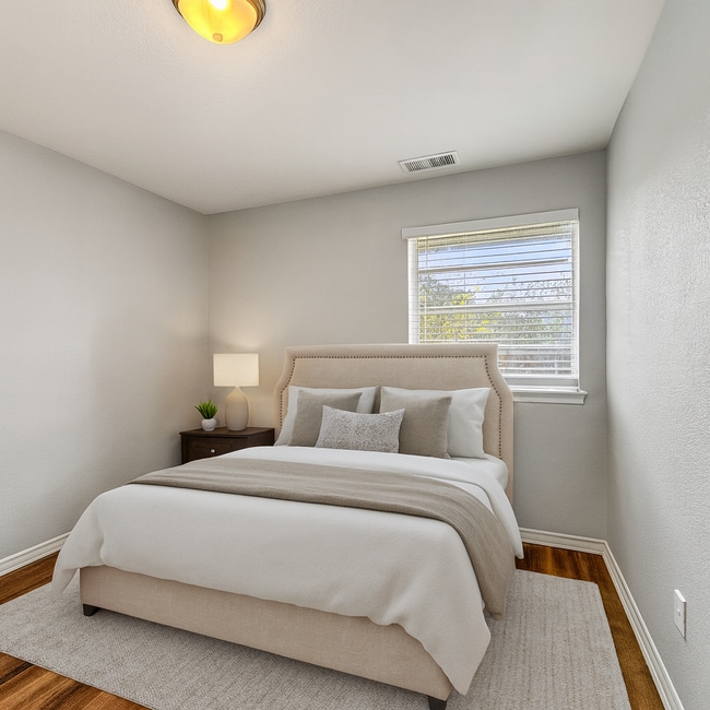 Building Photo - Charming 3-Bed Home in North Ridge Estates Mesquite