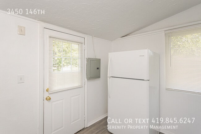 Building Photo - 3450 146th-