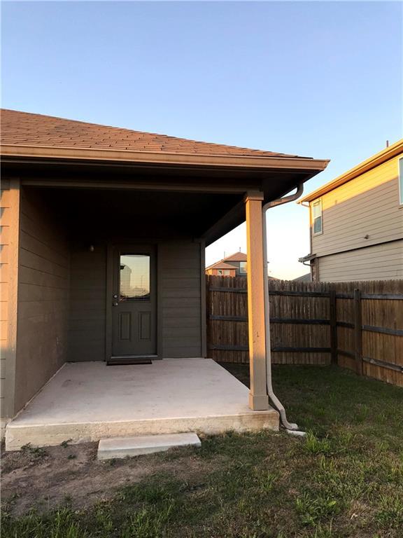 Building Photo - 222 Camellia Dr
