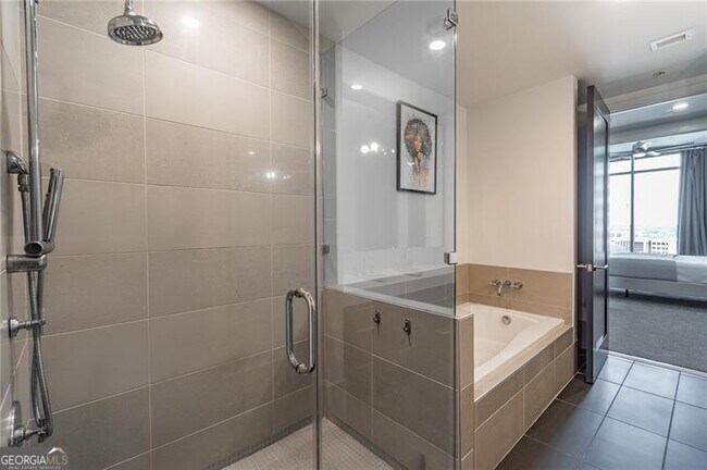 Building Photo - 1820 Peachtree St NW