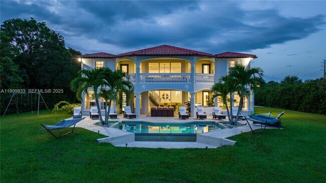 Building Photo - 6152 SW Banks St