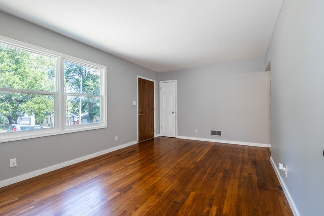 Building Photo - 5713 Spaulding St